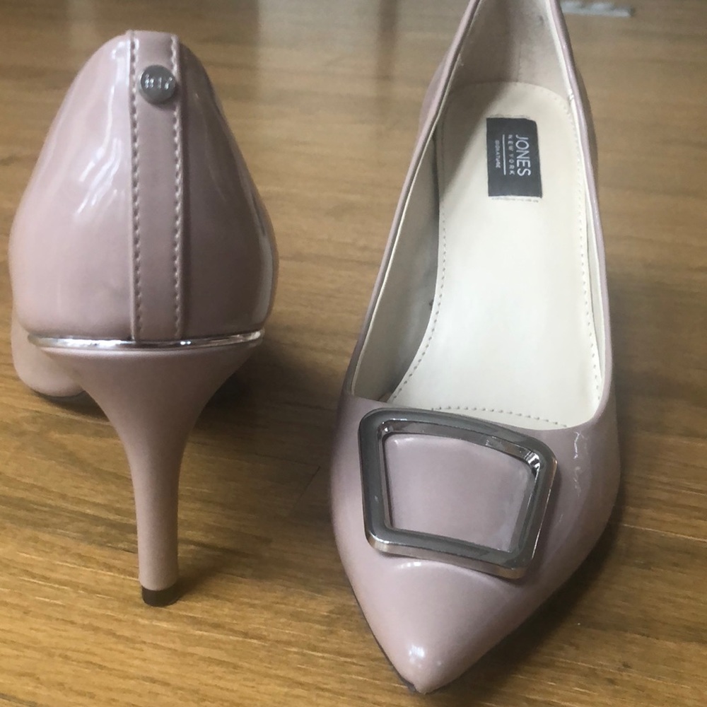 Tan Heels 7 1/2 | JONES NEW YORK Signature heels 7 1/2